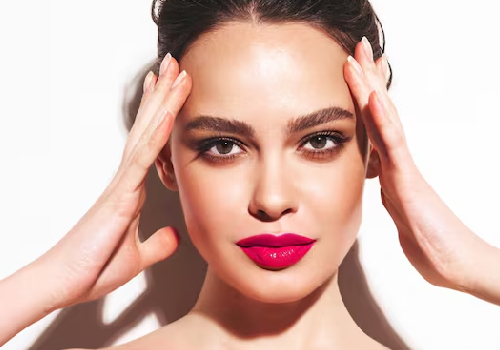 Brow lift and lamination treatment for fuller and well-shaped eyebrows