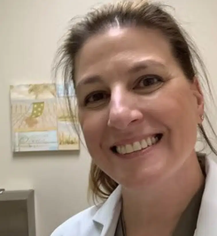 Nurse Practitioner, Toni Colton, FNP-C, a functional and holistic medicine specialist in Newport News, VA offering regenerative care for anti-aging, autoimmune diseases, chronic pain, and more.
