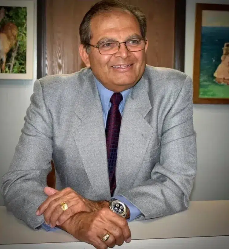 Dr Ripu D. Arora, MD, a board-certified anesthesiologist and pain management clinician in Torrance, CA specializing in regenerative medicine.