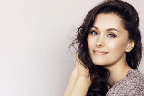 Hawaii Morpheus8 RF microneedling treatment with a price range of $1250 to $1450 or $3750 to $4350 when you buy 3 and get 1 free at Hawaii Facial Plastic Surgery.
