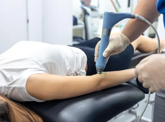 Ultrasound-guided injection for precise regenerative medicine treatment