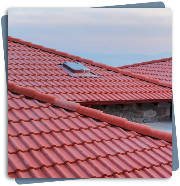 Commercial flat roof design with tapered insulation for proper drainage